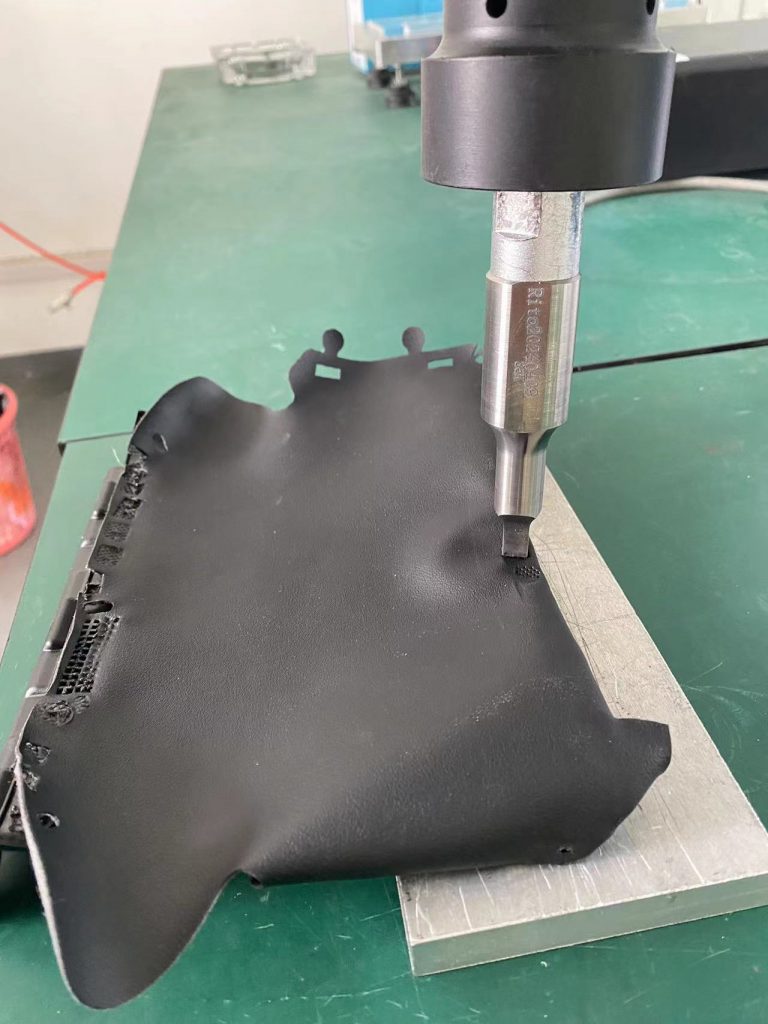 汽车方向盘塑料件和皮革包边手持式超声波点焊机