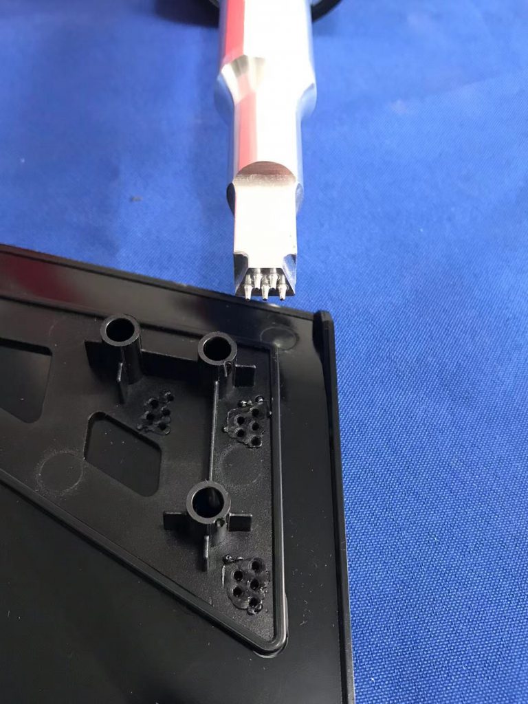 汽车内饰板组件28K900瓦超声波穿刺焊接机